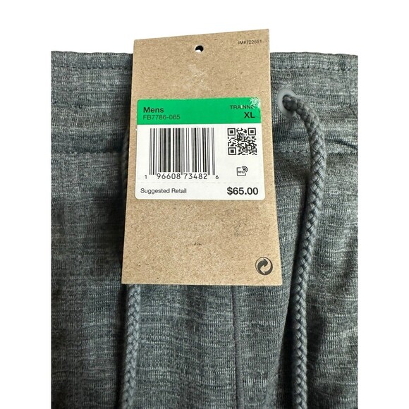 Nike Men's Yoga Dri-FIT 5" Unlined Shorts Gray Standard Fit Size XL FB7786-065 - Picture 3 of 3